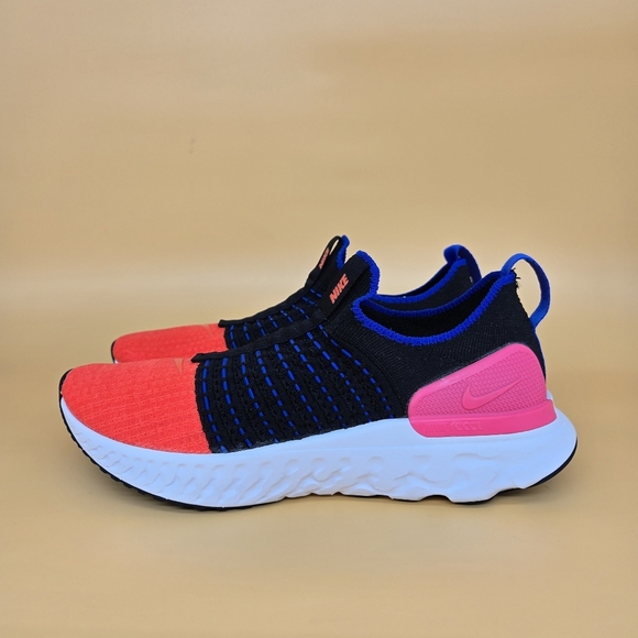 Nike React Phantom Run Flyknit 2 'Black Bright Crimson' Women's Shoes Size 8 - Picture 1 of 8